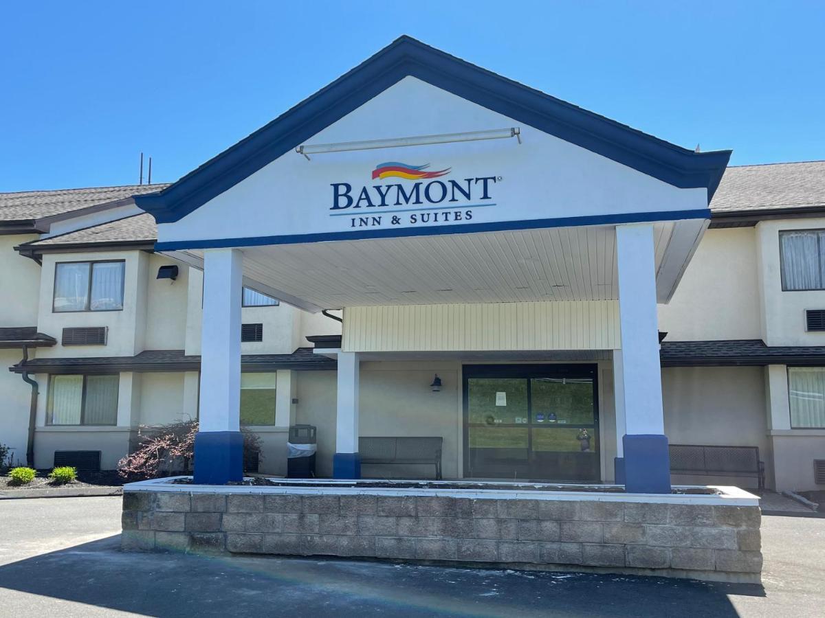 Baymont By Wyndham Branford/New Haven Hotel Exterior photo